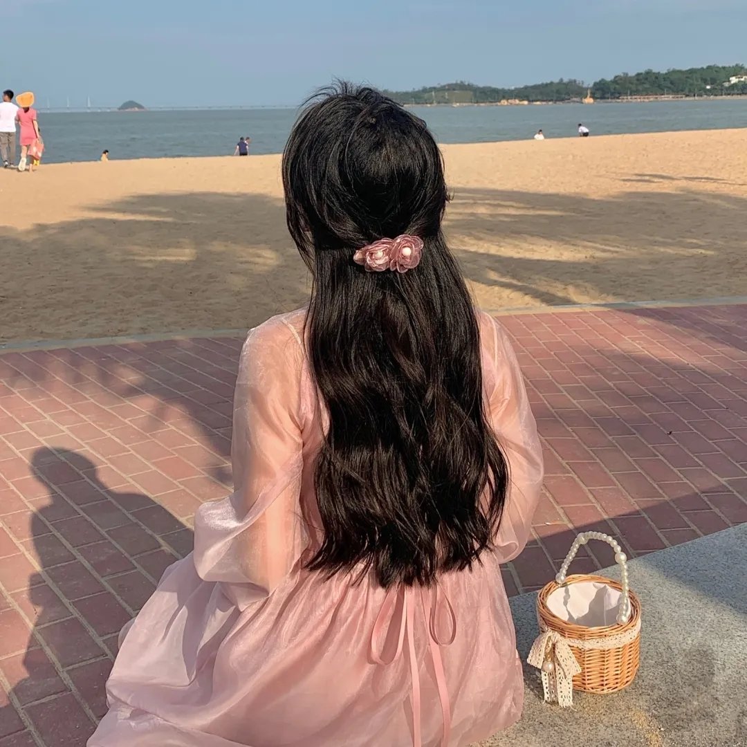 女机械人